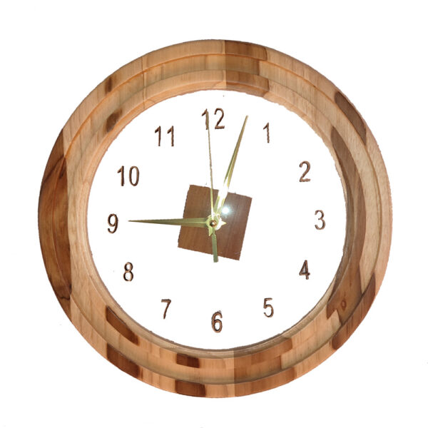 Reloj de madera especie teca